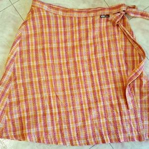 Adorable Roxy Wrap Skirt!